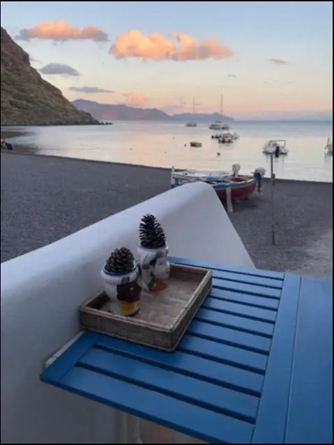 Il Nido Di Rinella, Casa Sulla Spiaggia Leni Semesterbostad